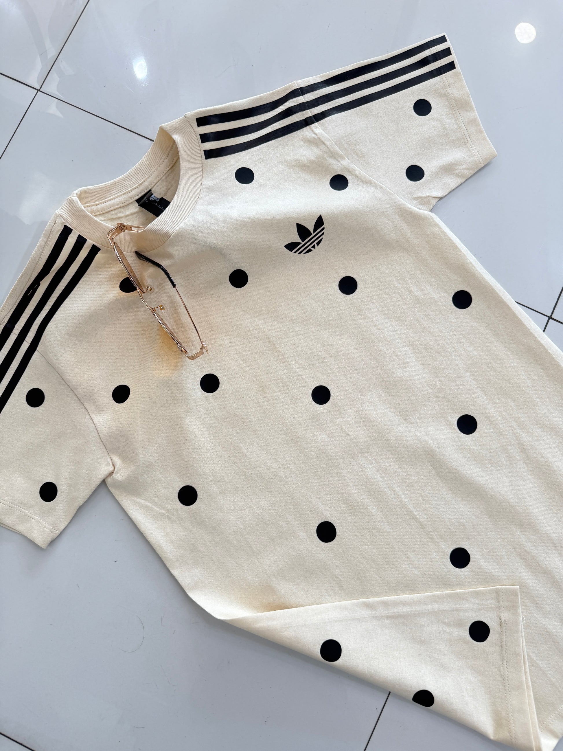 Playera Adidas polka